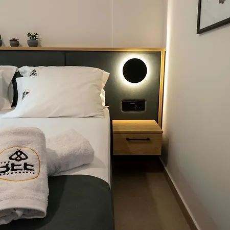 The Bee Apartment