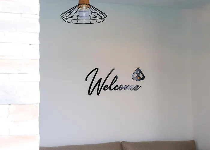 Apartament The Bee